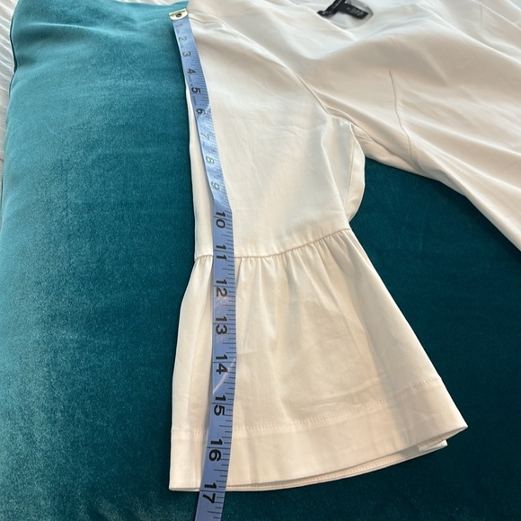 White House Black Market 3/4 Flare Sleeve top - size 2 - Picture 8 of 12